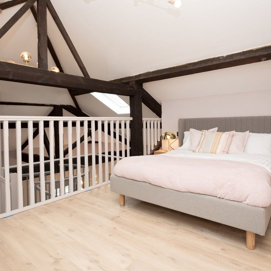 3 Bed Flat, Charlotte Street, M1 - Photo 1