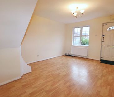 2 bedroom terraced house to rent - Photo 1