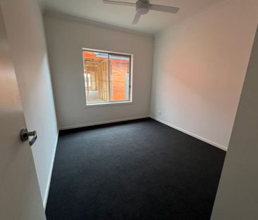 Spacious 4-Bedroom Family Home in Virginia - Photo 4