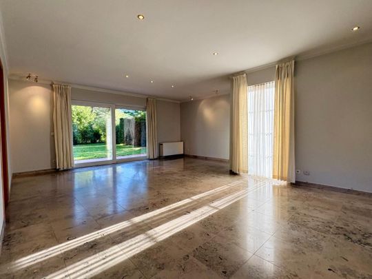 Huis te huur in Waregem - Photo 1