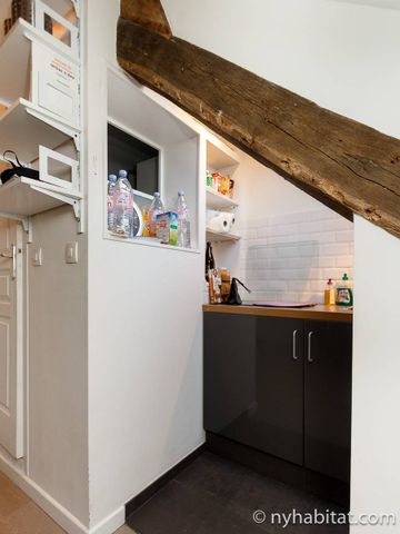 Logement à Paris, Location meublée - Photo 3