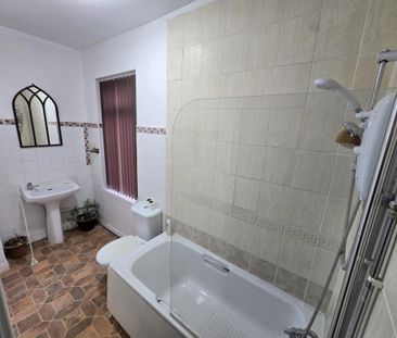 2 bedroom terraced house to rent - Photo 3