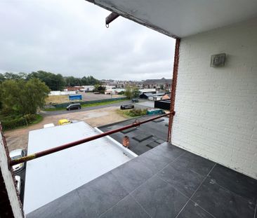 Gerenoveerd appartement met 2 slpkmrs in centrum Tessenderlo - Foto 3