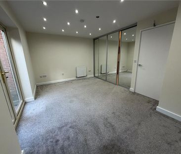 3 bedroom terraced house to rent - Photo 6