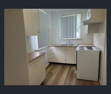 Family-Friendly Home in a Prime Location! - Photo 2