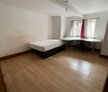 Room in a Shared House, Headingley Avenue, LS6 - Photo 6