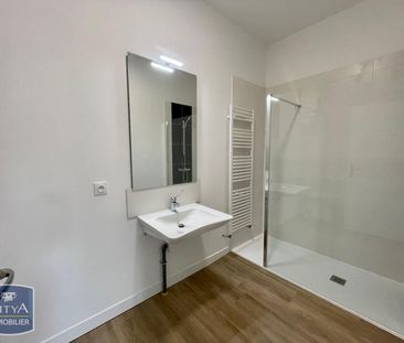 Location Appartement 1 pièce 11m² CHANGE 53810 - Photo 5