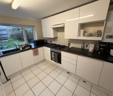 5 bedroom house to rent - Photo 3