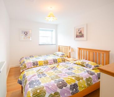 2 bedroom detached house to rent - Photo 3