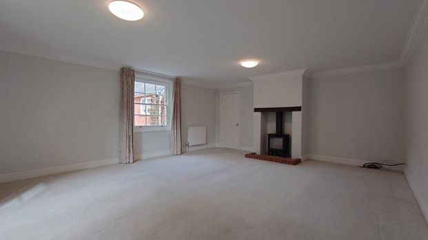 4 bedroom house to rent - Photo 1