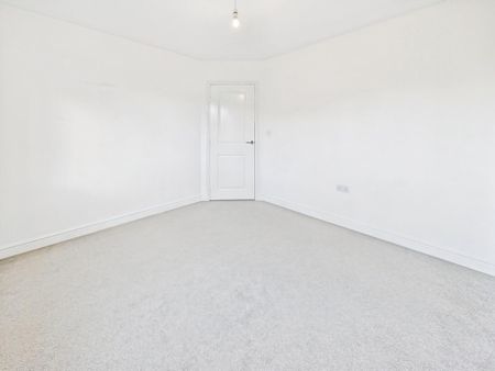 3 bedroom detached house to rent - Photo 4