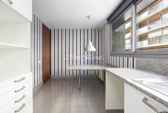 Moderna vivienda en zona exclusiva Turó Park