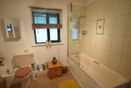 1 bedroom property to rent - Photo 3