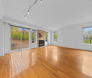 For Lease - 107 Corsica Private, Alta Vista and Area, Ontario - Photo 1