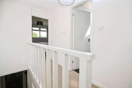 Gun Hill Place, Basildon, SS16 - Photo 5