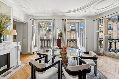 Superbe appartement 3 chambres avec balcons - Alma Marceau - Photo 2