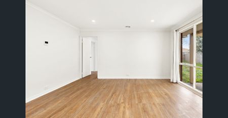 Spacious 3-Bedroom Home with Study in Prime Sunbury Location - Photo 3