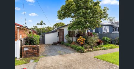 Furnished Two Bedroom Home in Chirn Park - Photo 4