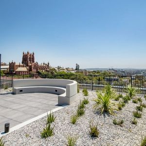 The Herald Apartments - Newcastle - Photo 2