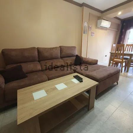 Alquiler de piso en CL Madrid (r) - Photo 1