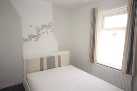 Windsor Street - Photo 5