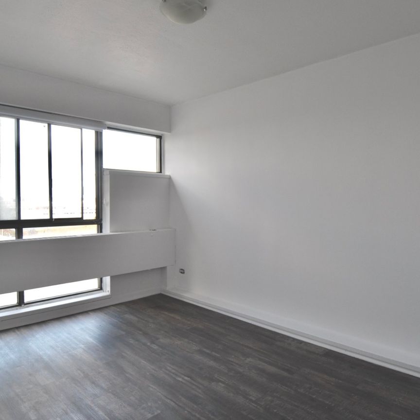 Condo for rent, Mont-Royal - Photo 1