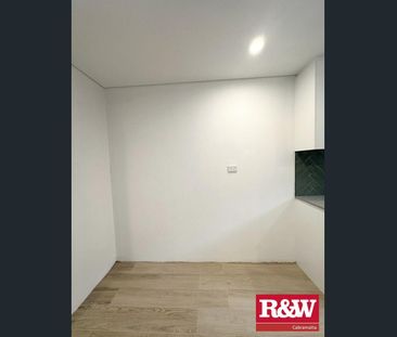 Fully Renovated Unit - Photo 2