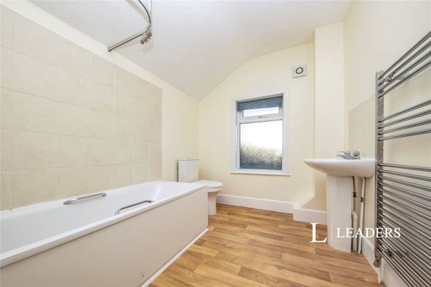 2 bedroom house to rent Rosebery Road, Ipswich, IP4 - Photo 1