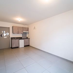 Location Appartement 1 pièce 22m² - Photo 2