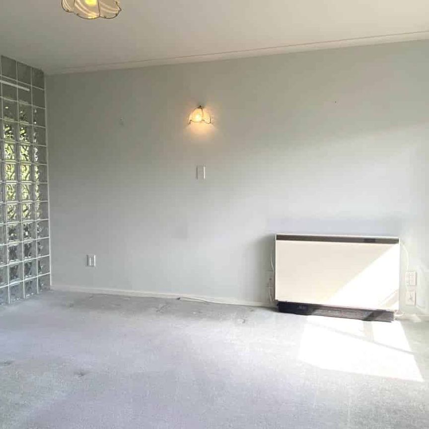 Superb Location & Great Schools Zone - Photo 1