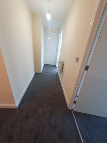 2 Bed Flat, King Edward Court, HA9 - Photo 5