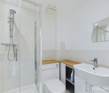 2 bedroom Flat - Parkhouse Court, Hatfield - Photo 6