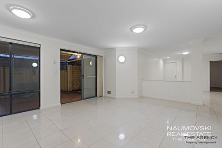 Modern Comfort and Convenience in a Private Rear Setting - Photo 2