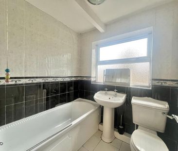 2 bedroom terraced house to rent - Photo 6