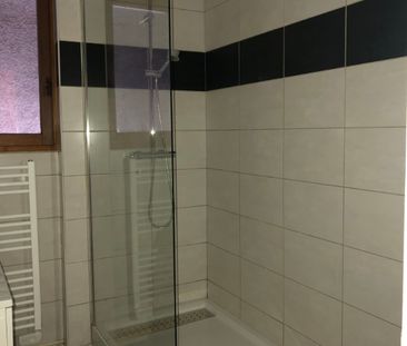 Location Appartement 3 pièces 79m² - Photo 3