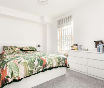 Private balcony features, in this well-proportioned, one bedroom flat. - Photo 3
