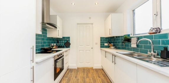 South Lane, KT3, London - Photo 2