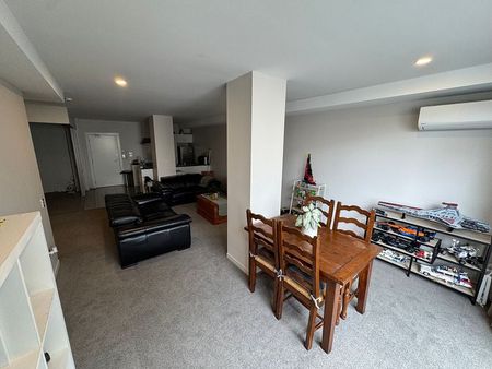 Epsom Unfurnished 2 Bedroom Apartment - Photo 3