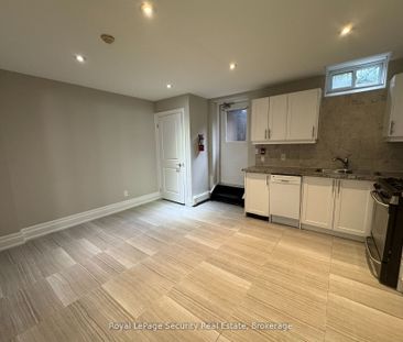 For Lease - 62 Lippincott Street Unit# 4, Toronto, Ontario - Photo 6
