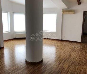 Contemporary Family Villa with Heated Pool, Pipera - Photo 6