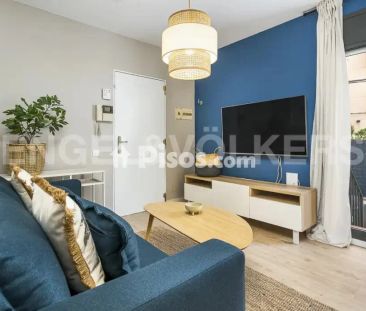 Piso en alquiler en El Raval - Photo 2