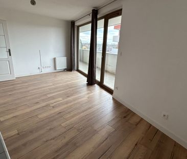 Location Appartement 2 pièces 43m² - Photo 5