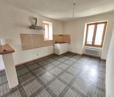Location Appartement 2 pièces 45m² ESPALION 12500 - Photo 1