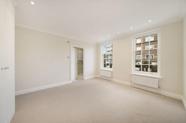 4 bedroom end of terrace house to rent - Photo 1