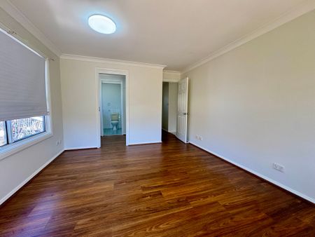 OPEN & FRESH LIVING! - Photo 2