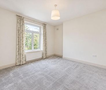 6 bedroom semi-detached house to rent - Photo 5