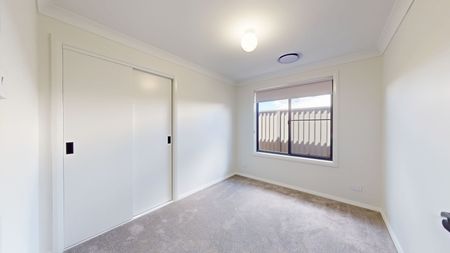 Brand New Home in Southlakes - Photo 3