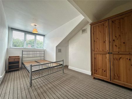3 bedroom terraced house to rent - Photo 3