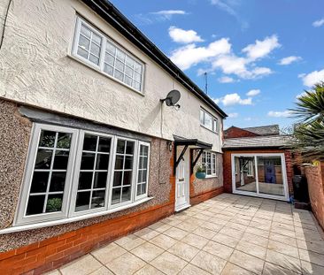 3 bedroom detached house to rent - Photo 4