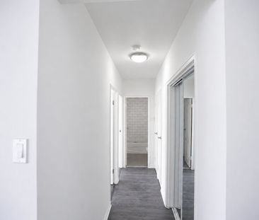 For Lease - 3101 Eglinton Avenue Unit# 211, Toronto, Ontario - Photo 3